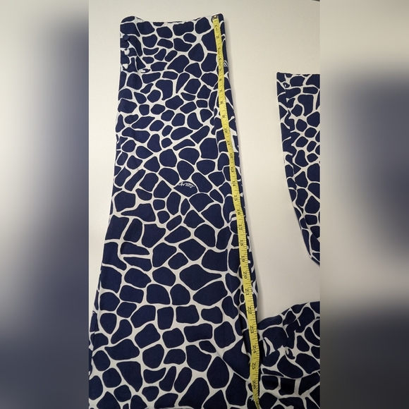 SEE DETAILS - Lilly Pulitzer Womens Size 8 Kristen Capri Cropped Navy Pants - Picture 11 of 15